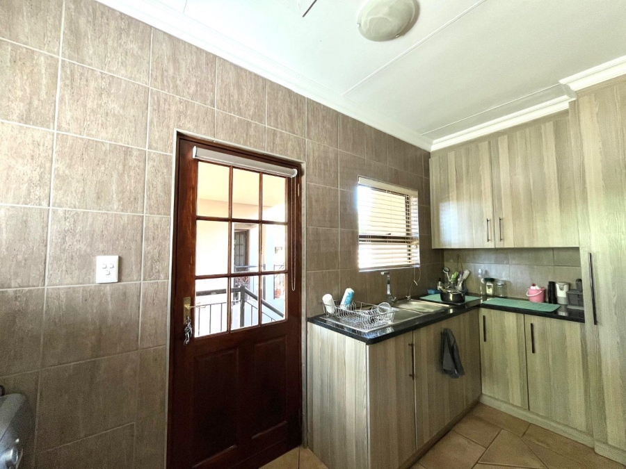 4 Bedroom Property for Sale in Woodland Hills Free State